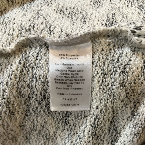 Talbots Gray & White Tunic Size L - Picture 10 of 12